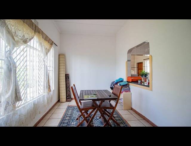 3 BEDROOM HOUSE FOR SALE IN BEZUIDENHOUT VALLEY